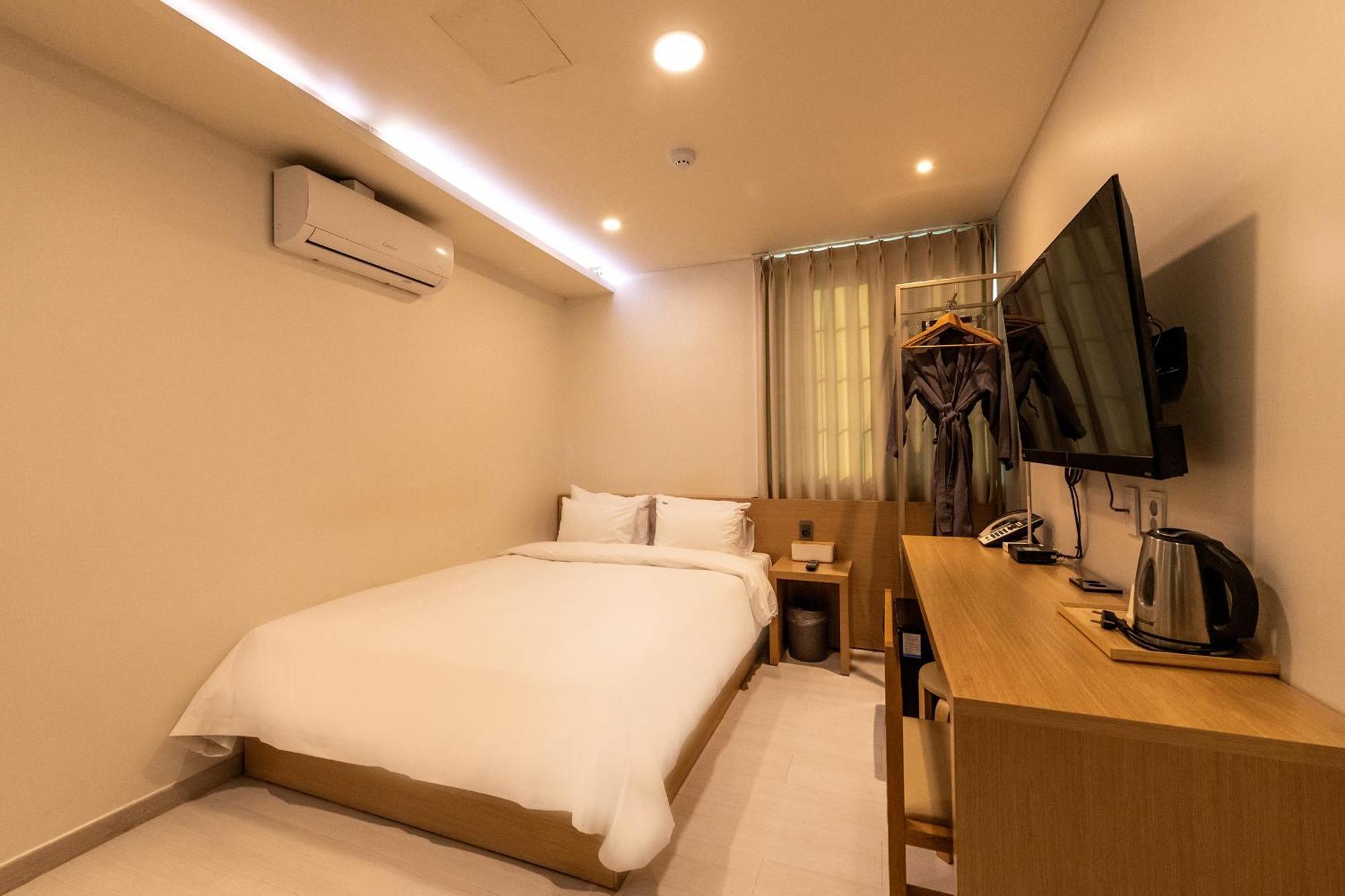 H Avenue Chuncheon Hotel Buitenkant foto