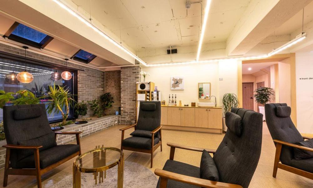 H Avenue Chuncheon Hotel Buitenkant foto